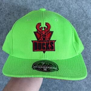 Milwaukee Bucks NBA Hat Cap Mens Neon Green Mitchell & Ness Fitted 7 1/4 New